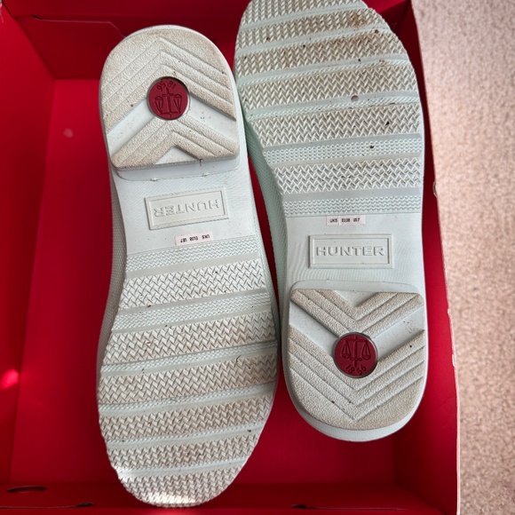 Hunter Gloss Chelsea Rain Boots - Picture 5 of 6